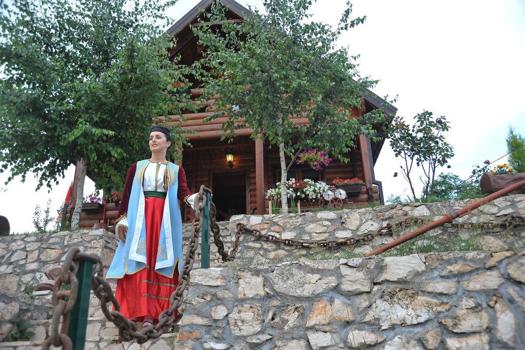 Holiday Home Zoric Nikšić Exteriér fotografie